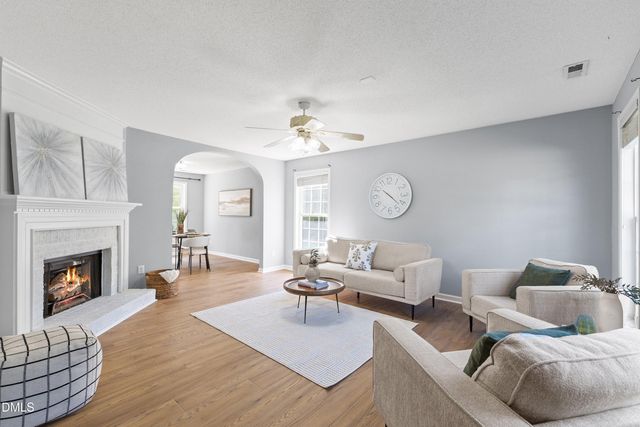 408 Stonecreek Drive, Apex, NC 27539