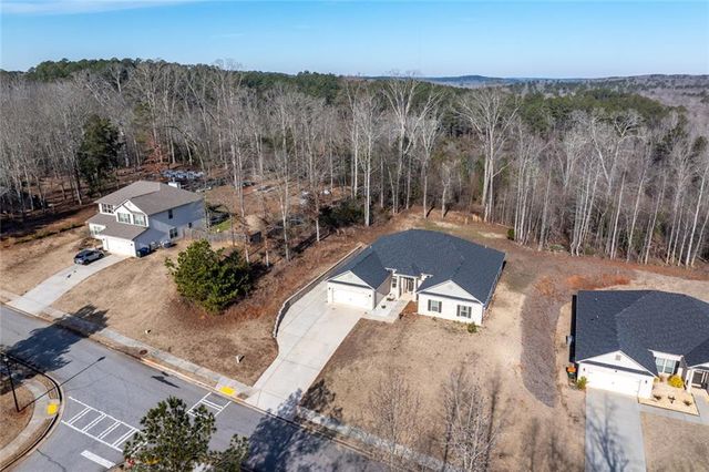 658 Alcovy River, Loganville, GA 30052