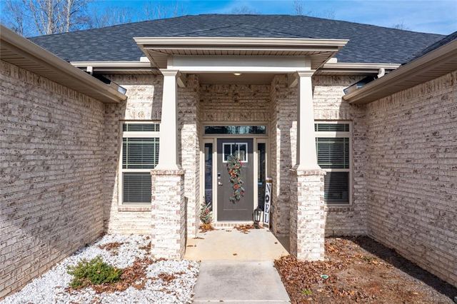 658 Alcovy River, Loganville, GA 30052