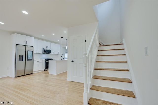 418 E 5Th Ave, Roselle Boro, NJ 07203