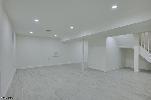 418 E 5Th Ave, Roselle Boro, NJ 07203