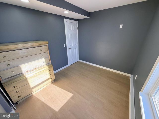 314 W OLIVE ST, Mount Carmel, PA 17851