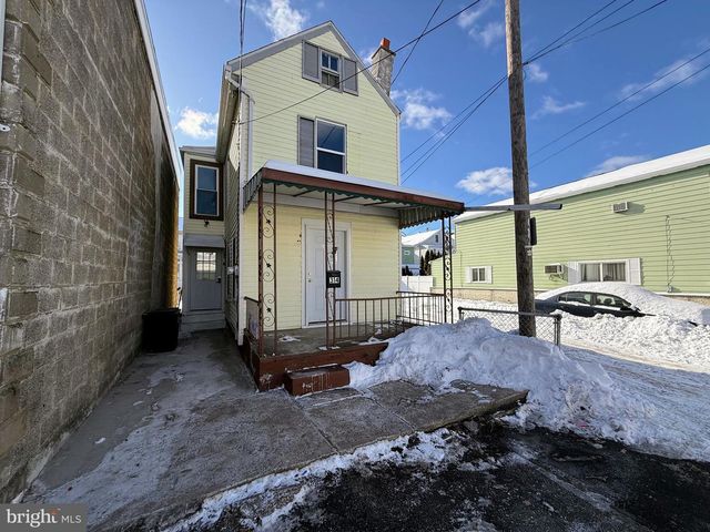 314 W OLIVE ST, Mount Carmel, PA 17851