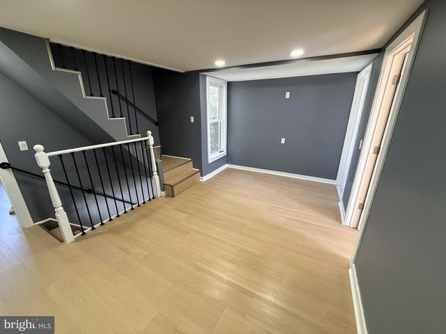 314 W OLIVE ST, Mount Carmel, PA 17851