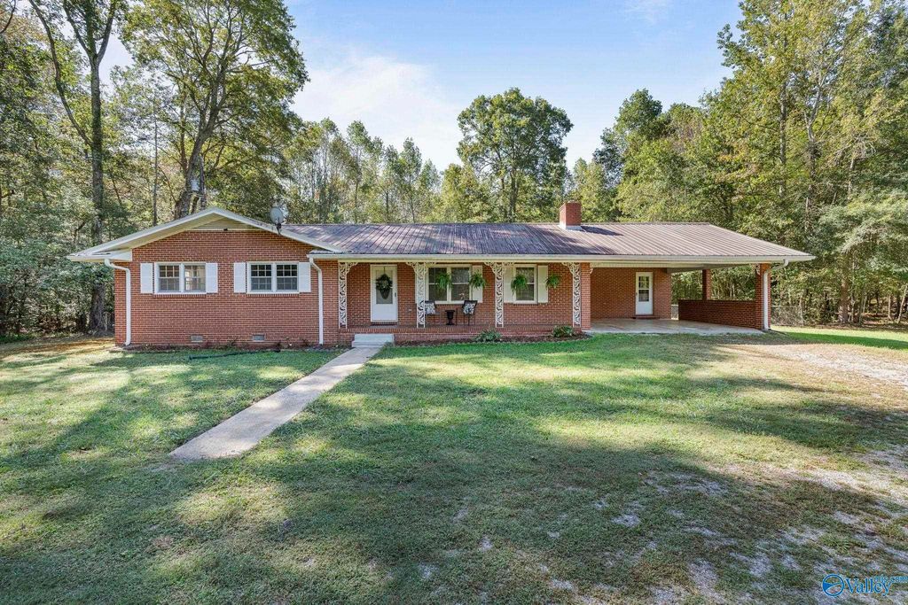 2226 Charity Lane, Hazel Green, AL 35750