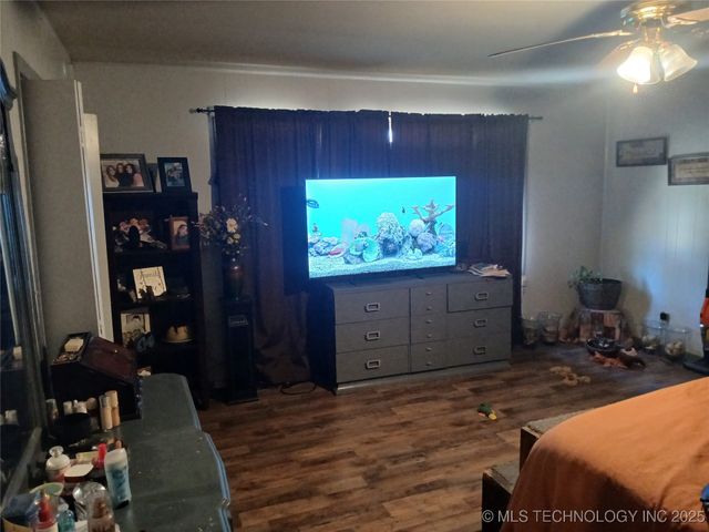 20 Gaines Creek Hideaway S, Eufaula, OK 74432