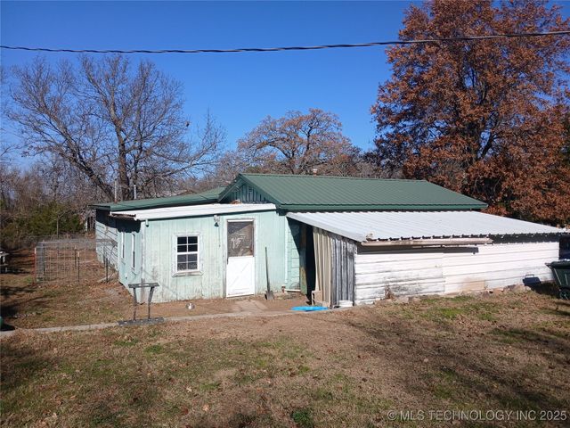 20 Gaines Creek Hideaway S, Eufaula, OK 74432