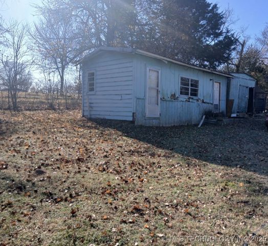 20 Gaines Creek Hideaway S, Eufaula, OK 74432