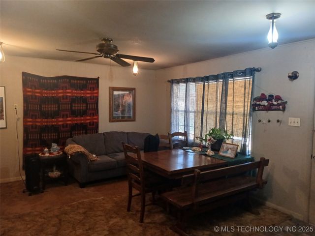 20 Gaines Creek Hideaway S, Eufaula, OK 74432