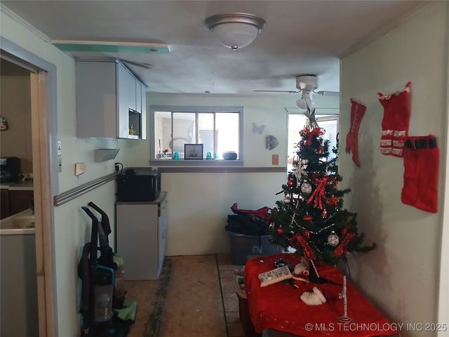 20 Gaines Creek Hideaway S, Eufaula, OK 74432