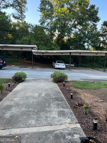 121 Rue Fontaine, Lithonia, GA 30038