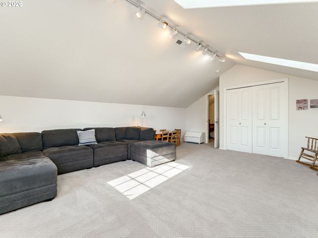 1010 Ne 265TH Ct, Camas, WA 98607