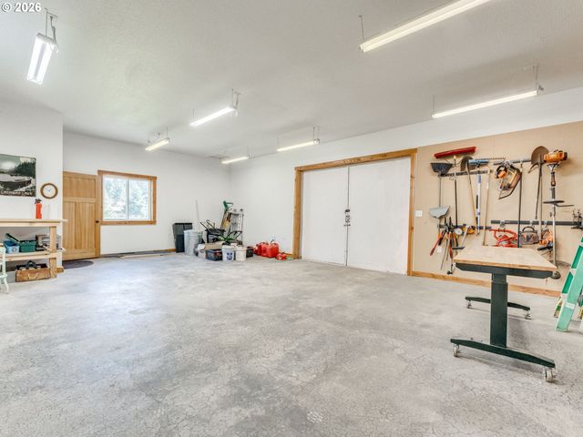 1010 Ne 265TH Ct, Camas, WA 98607