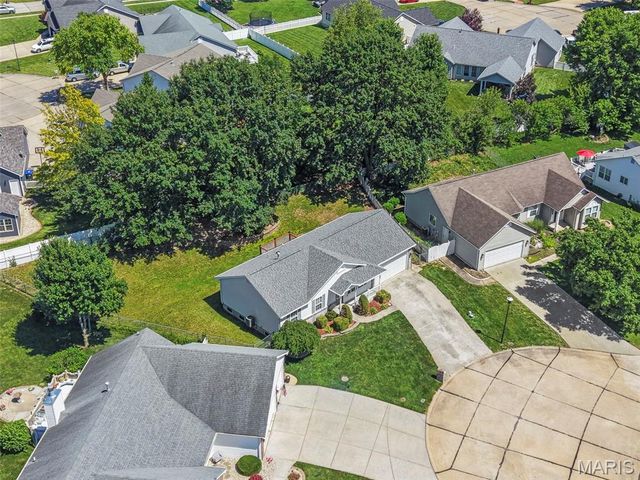 7 Red Cedar Parc Court, O'fallon, MO 63368