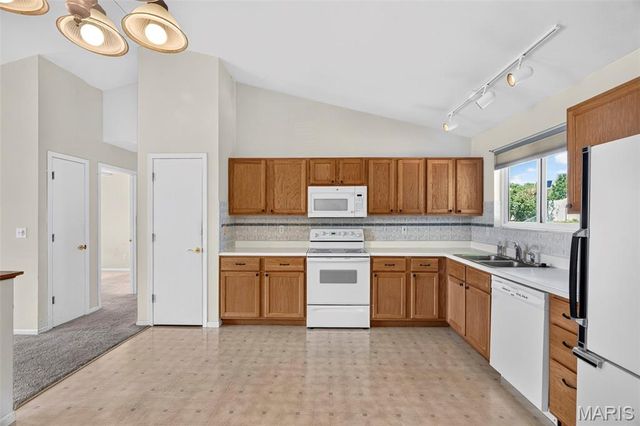 7 Red Cedar Parc Court, O'fallon, MO 63368