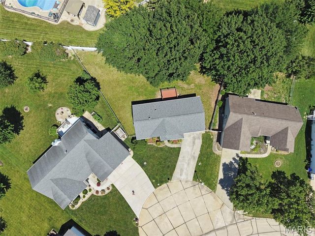 7 Red Cedar Parc Court, O'fallon, MO 63368