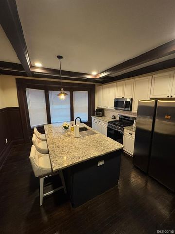 36 Mount Vernon Street, Detroit, MI 48202