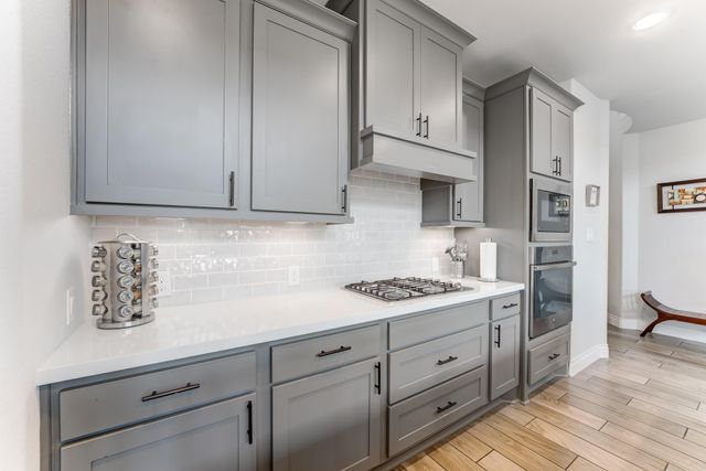 6907 Pondhawk Drive, Katy, TX 77493