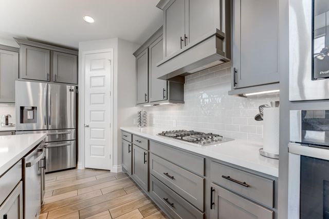 6907 Pondhawk Drive, Katy, TX 77493