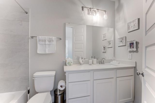 6907 Pondhawk Drive, Katy, TX 77493