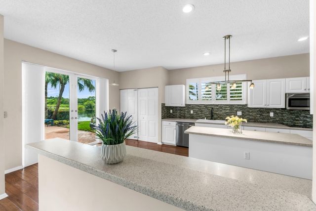 1333 SW 175th Way, Pembroke Pines, FL 33029