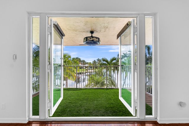 1333 SW 175th Way, Pembroke Pines, FL 33029