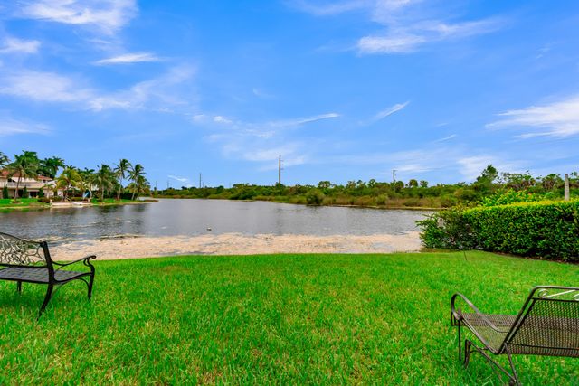1333 SW 175th Way, Pembroke Pines, FL 33029