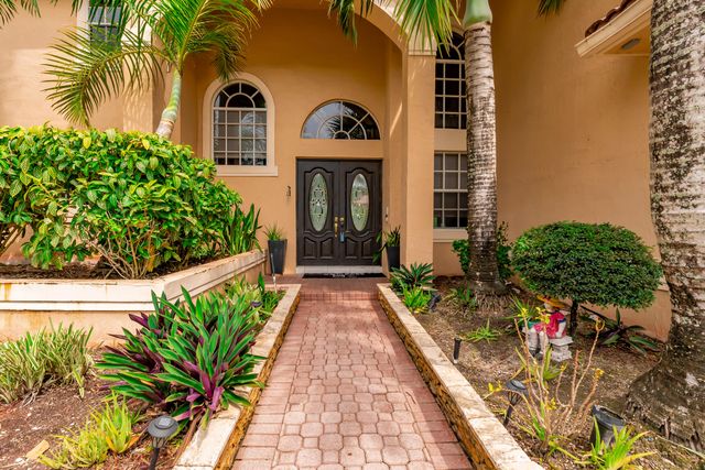 1333 SW 175th Way, Pembroke Pines, FL 33029
