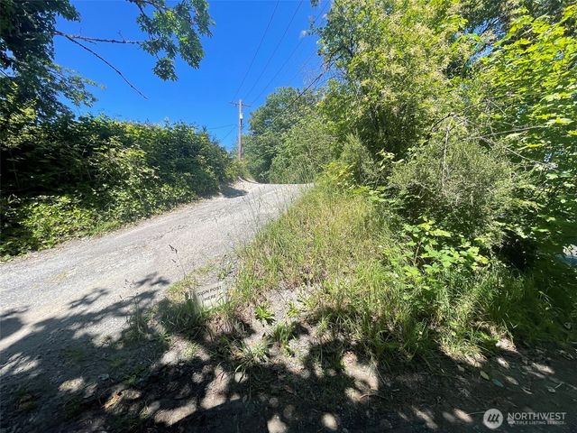 7610 8th Avenue SW, Seattle, WA 98106