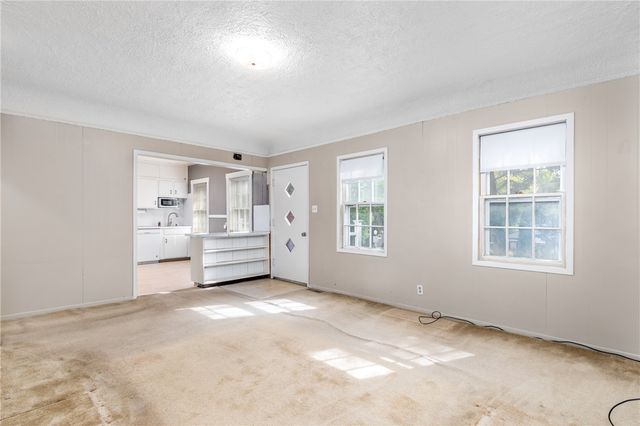 747 Lewis Avenue, Billings, MT 59101