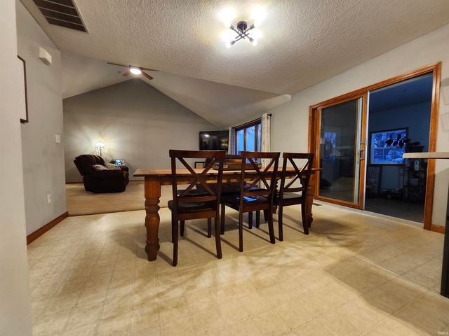 250 W Allen Street, Markle, IN 46770