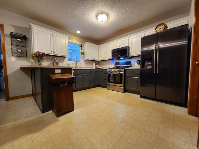 250 W Allen Street, Markle, IN 46770