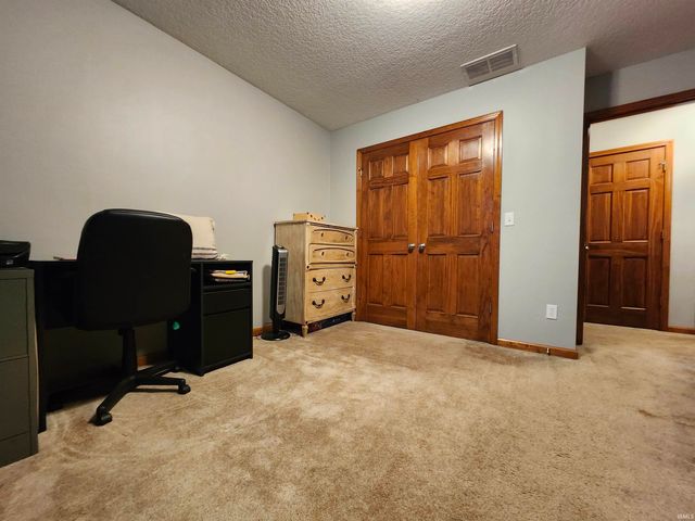 250 W Allen Street, Markle, IN 46770