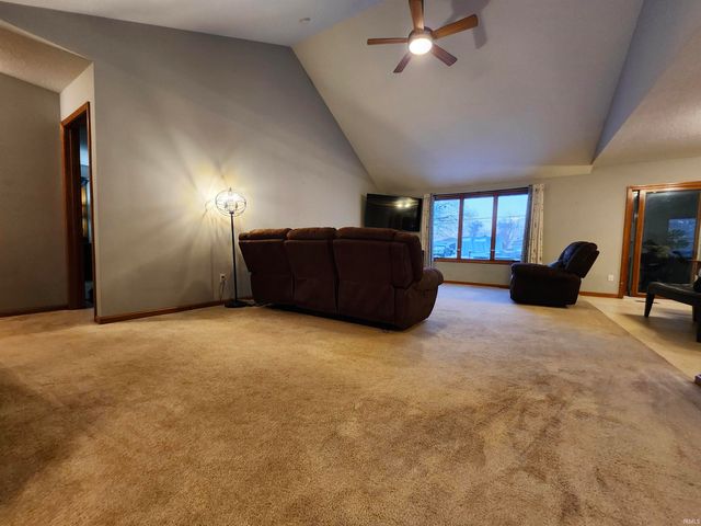 250 W Allen Street, Markle, IN 46770