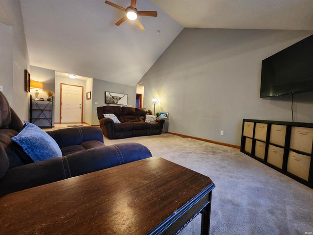 250 W Allen Street, Markle, IN 46770