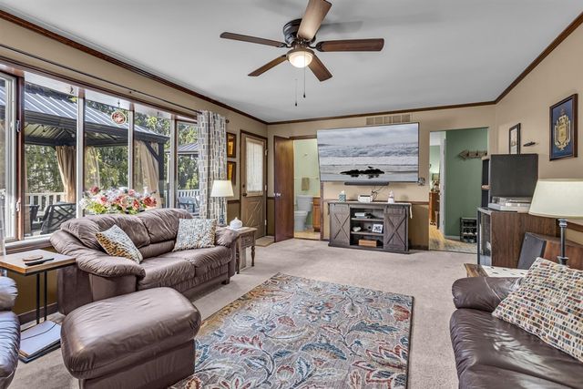 1956 Trinity Lane, Jackson, MI 49201