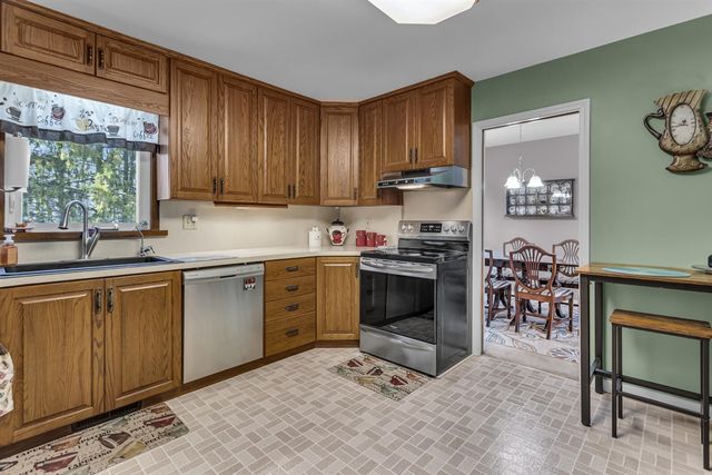 1956 Trinity Lane, Jackson, MI 49201