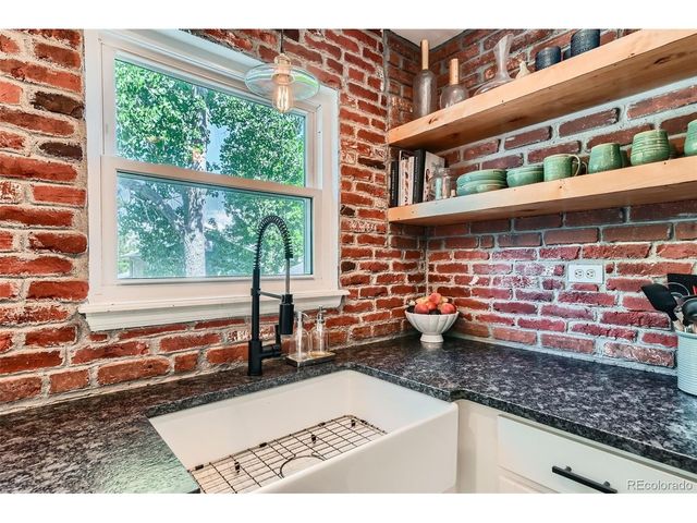 3955 S Nucla St, Aurora, CO 80013