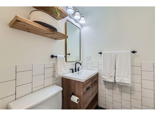 3955 S Nucla St, Aurora, CO 80013