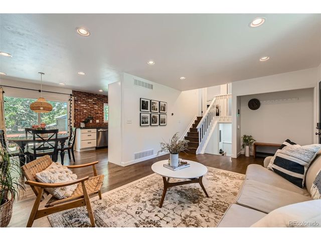 3955 S Nucla St, Aurora, CO 80013