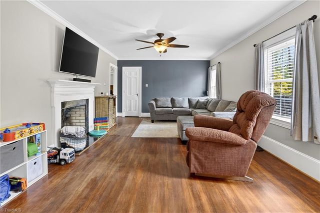 210 Pinedale Drive, Reidsville, NC 27320