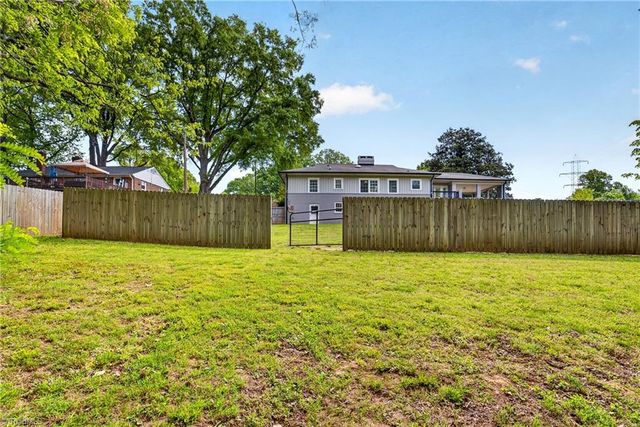 210 Pinedale Drive, Reidsville, NC 27320