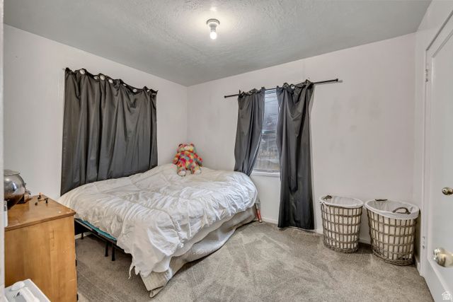 194 E 8530 S, Sandy, UT 84070