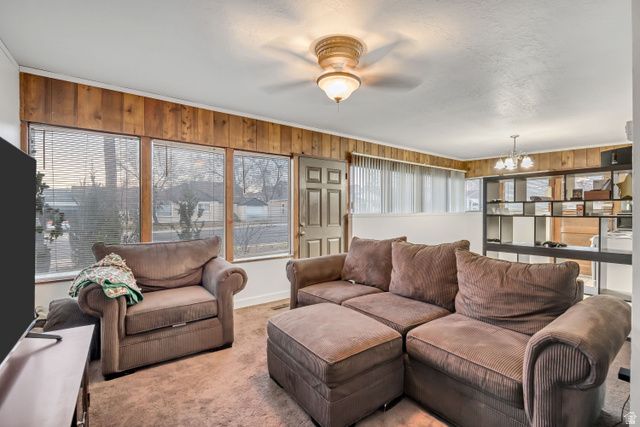 194 E 8530 S, Sandy, UT 84070