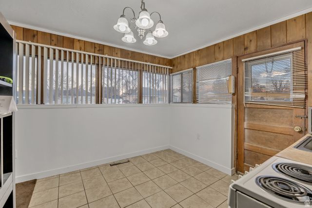 194 E 8530 S, Sandy, UT 84070