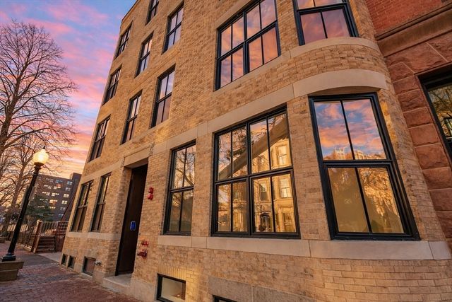 144 Worcester St. 3, Boston, MA 02118