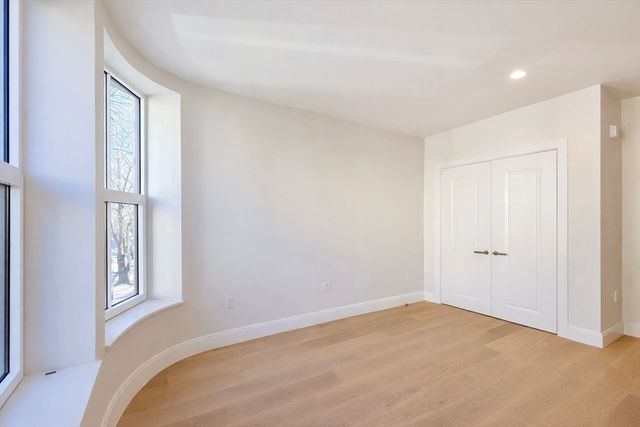 144 Worcester St. 3, Boston, MA 02118