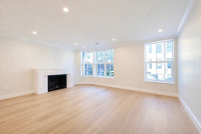 144 Worcester St. 3, Boston, MA 02118