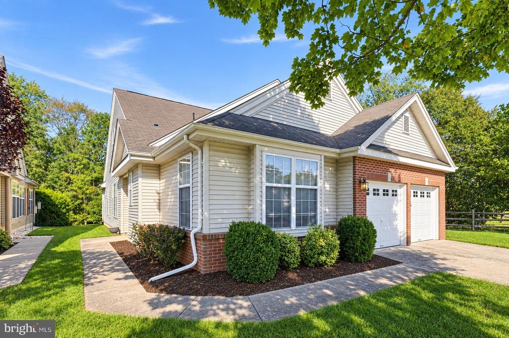 772 WESTMINSTER DR N, SOUTHAMPTON, NJ 08088 — exterior