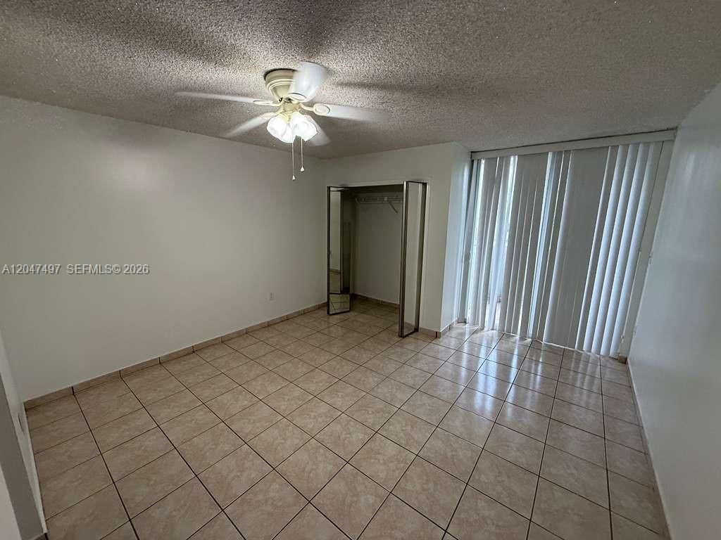 10000 NW 80th Ct 2262, Hialeah Gardens, FL 33016